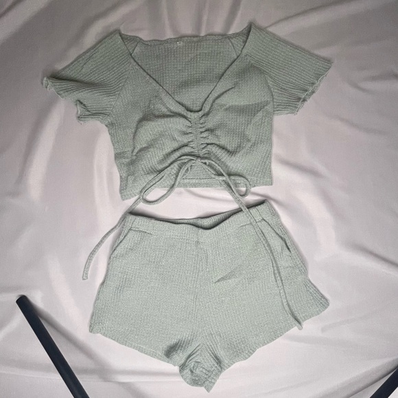 Waffle Knit Shorts Set | size M - Picture 4 of 6